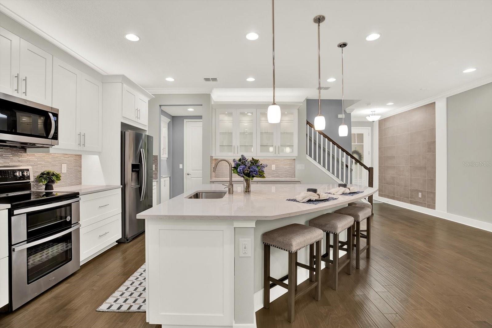 BAYSIDE TERRACE - Residential