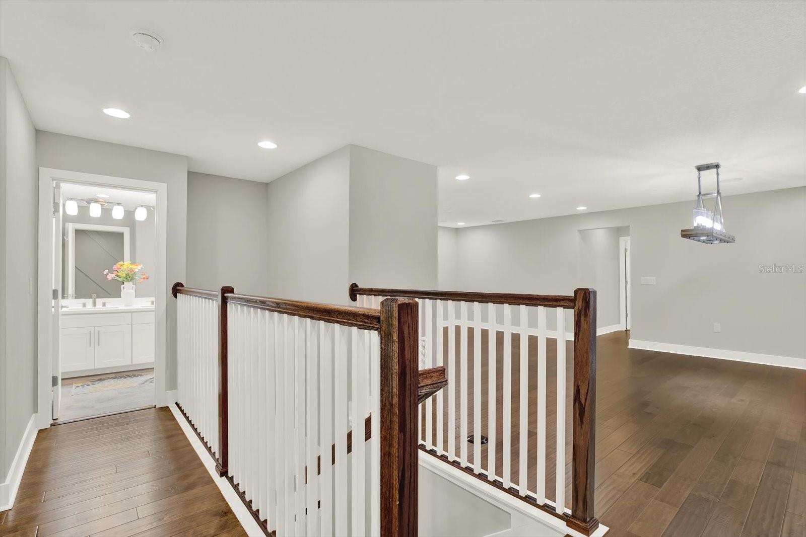 BAYSIDE TERRACE - Residential