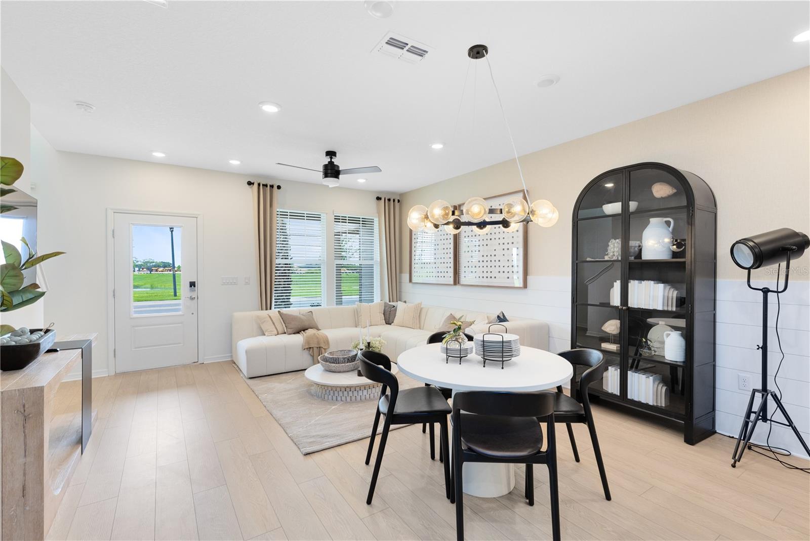 SILVERLEAF OAKS - Residential