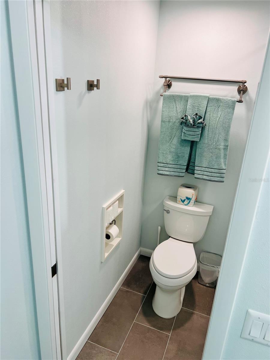 LONGWATER CHASE - Residential Lease
