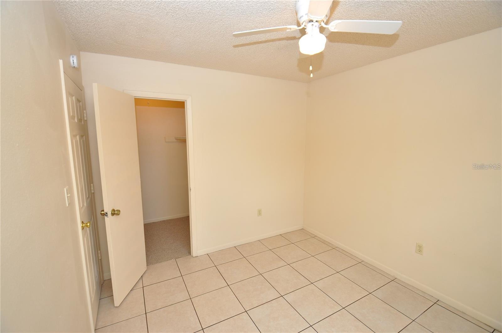 AUBURNDALE LAKESIDE PARK - Residential Lease