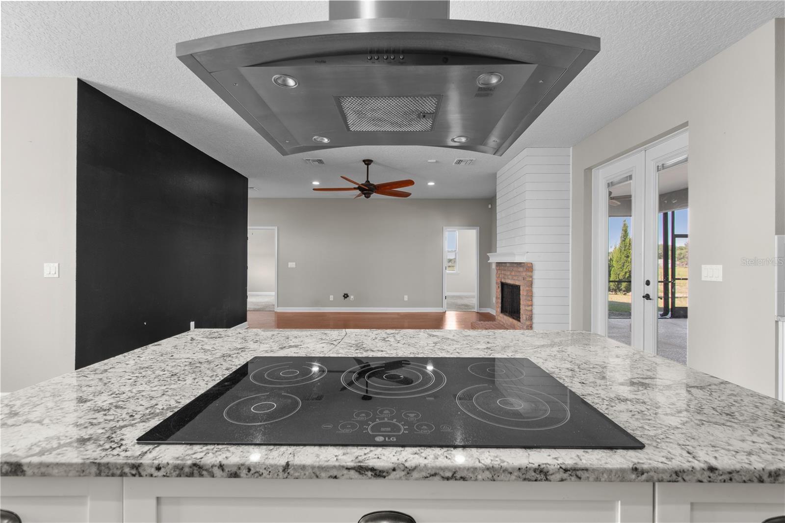 ACREAGE - Residential