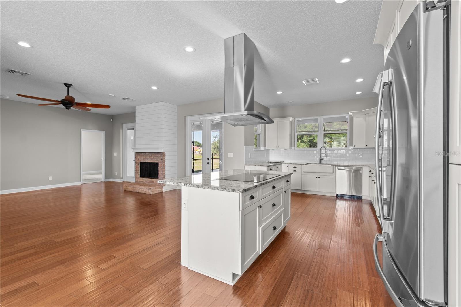 ACREAGE - Residential