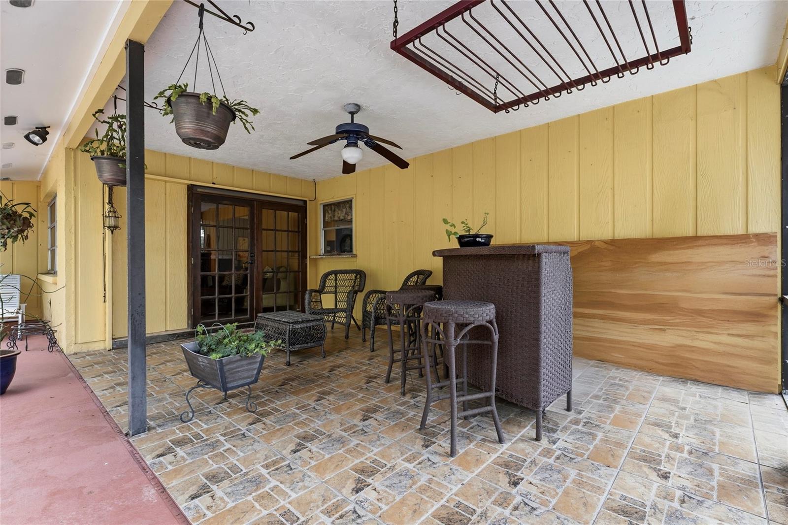 SARASOTA SPGS - Residential