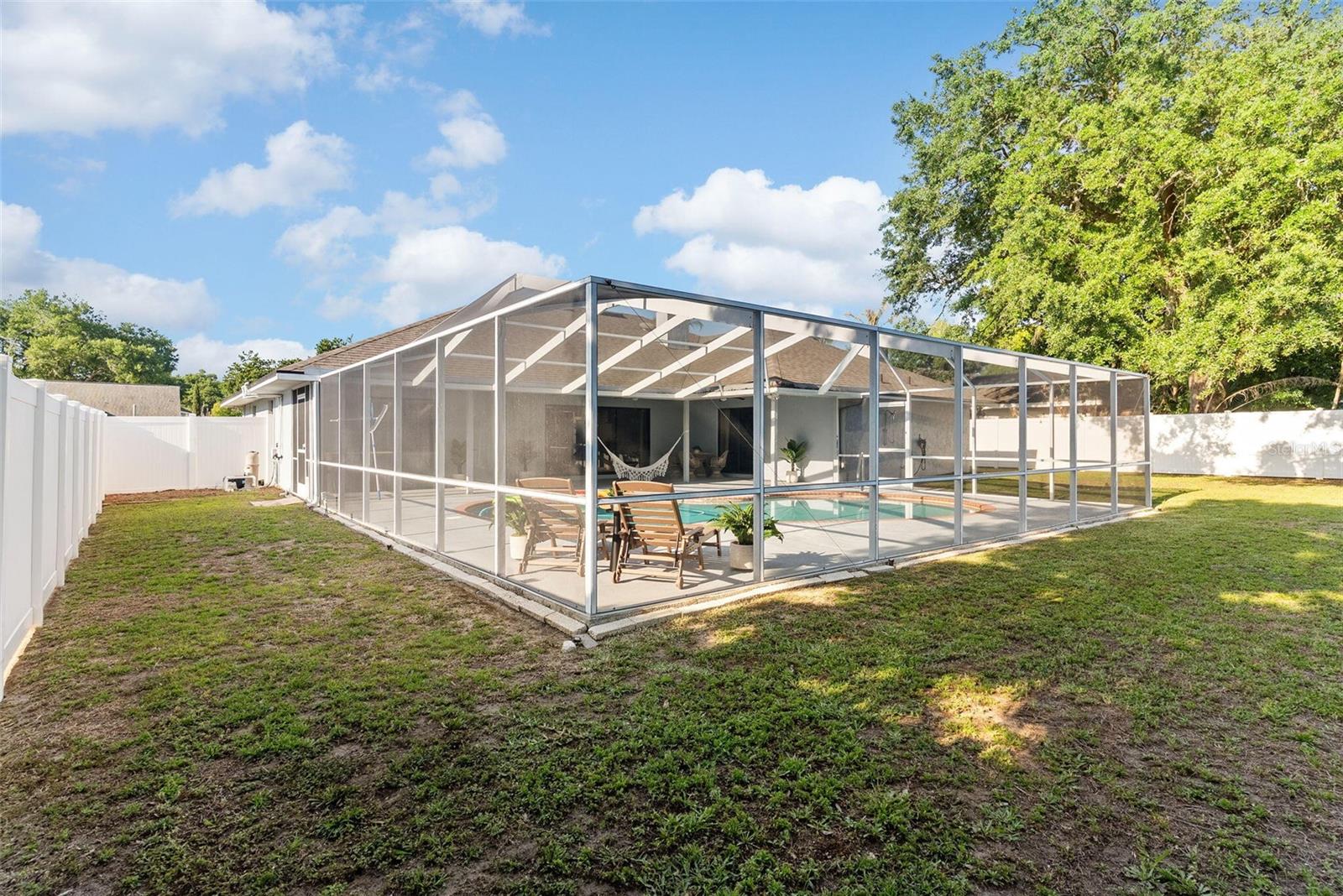 HUNTERS RUN - Residential