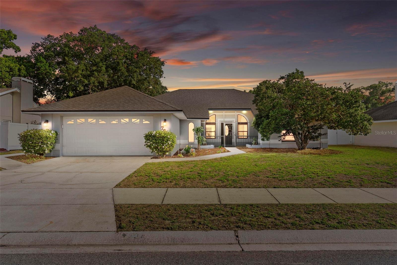 HUNTERS RUN - Residential