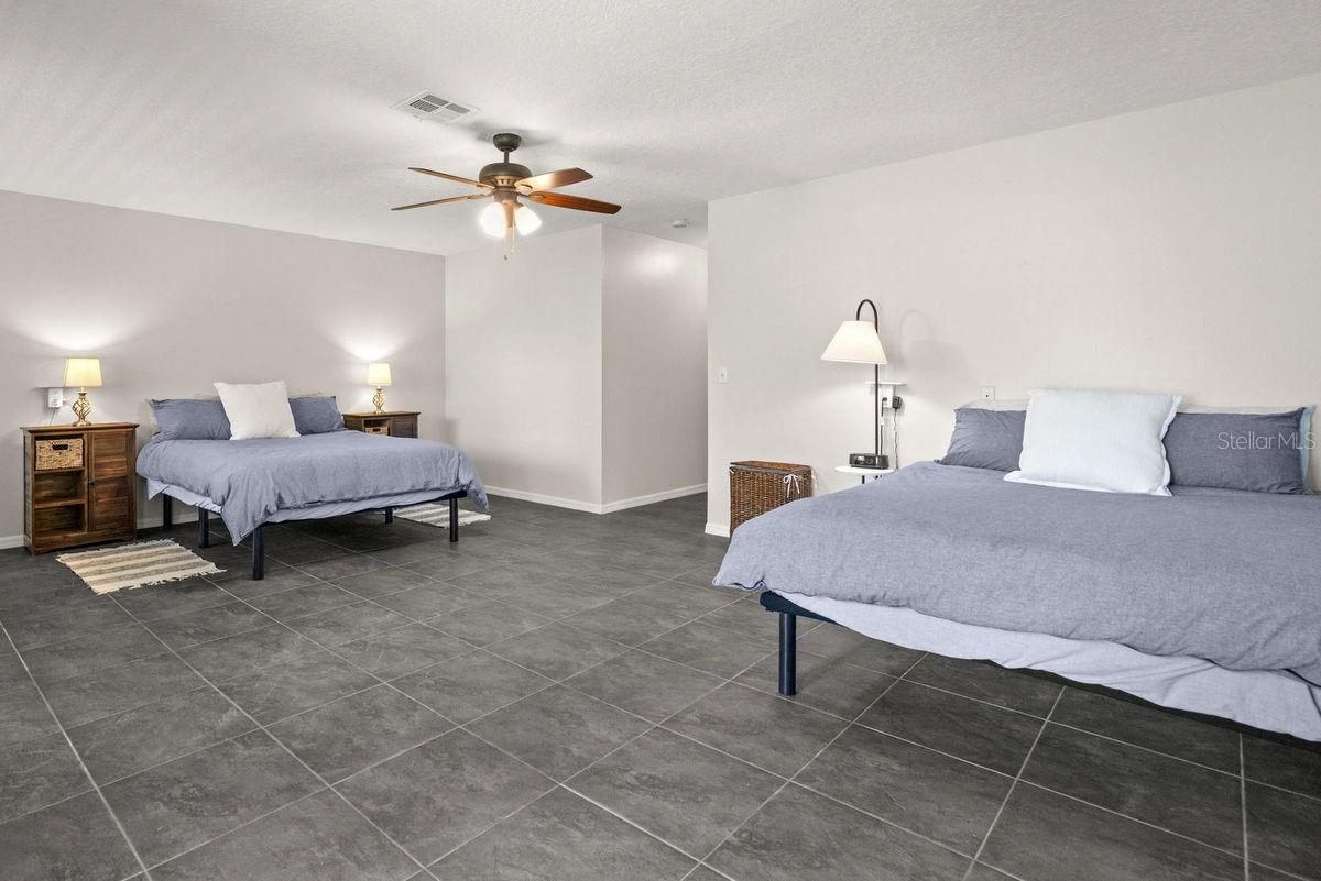 CURLEW LANDINGS - Residential