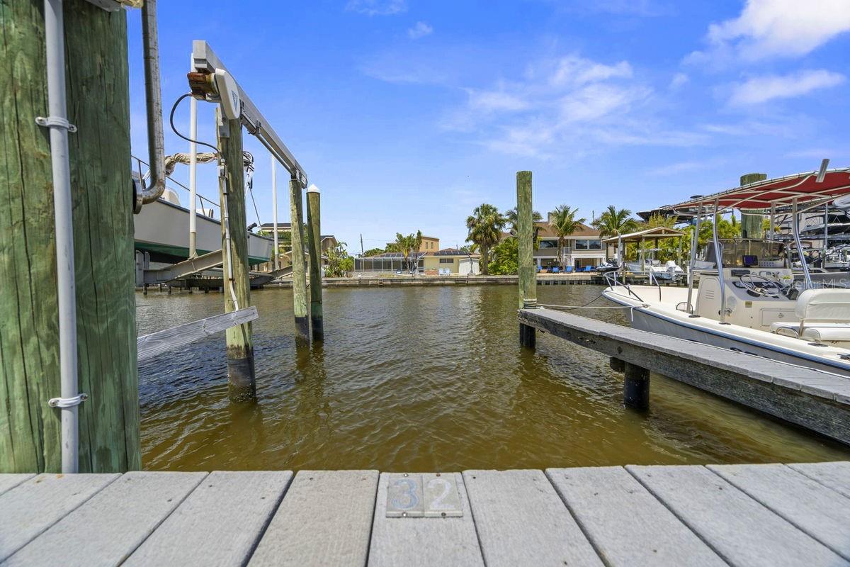 621 DUCHESS BOULEVARD