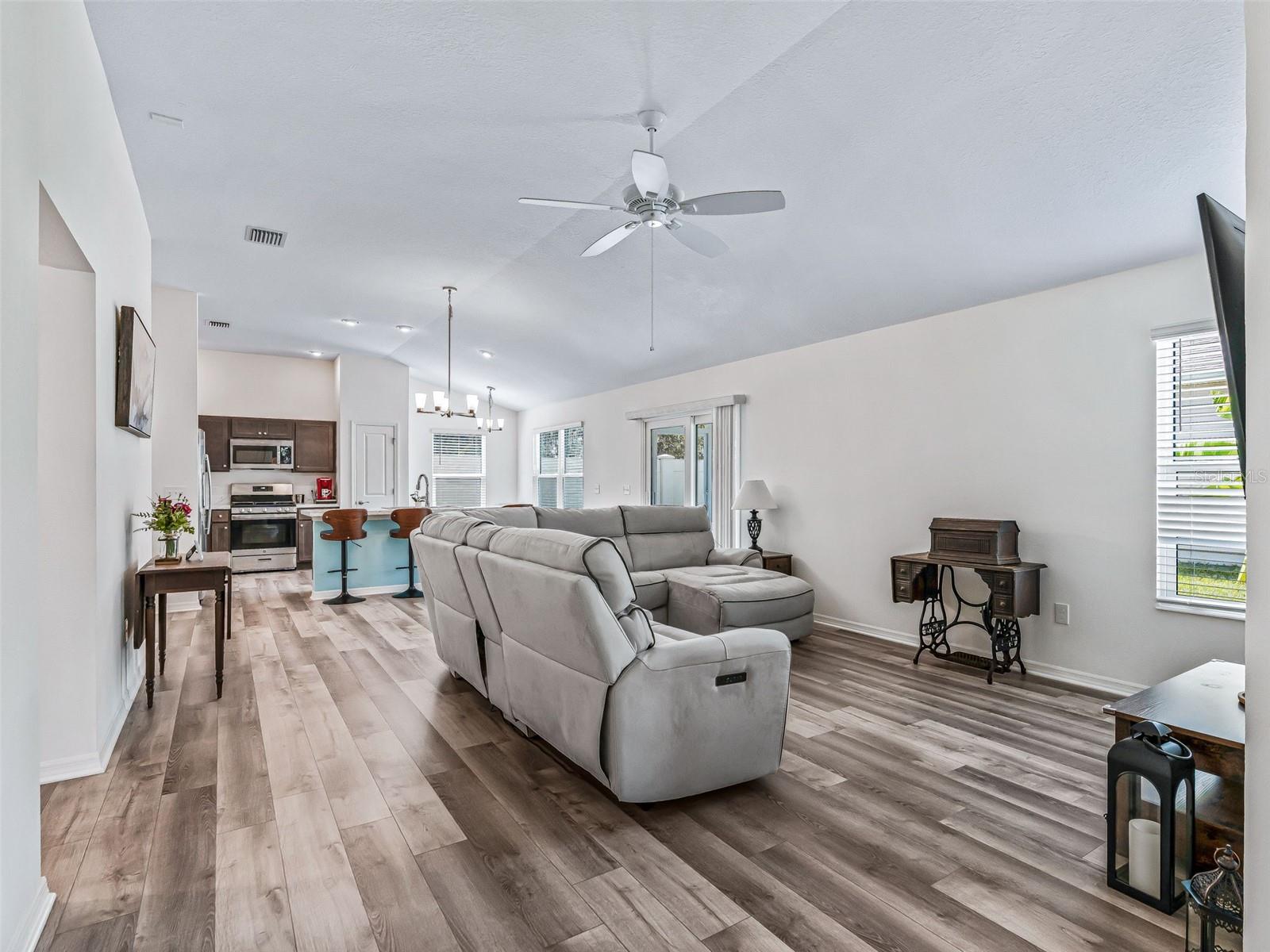 4438 CAMEO CIRCLE
