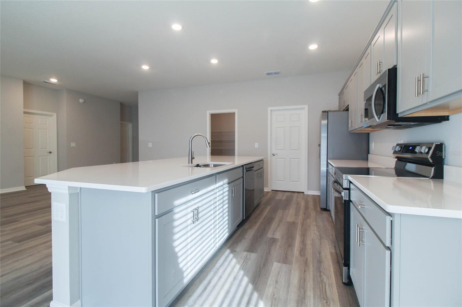 VILLAMAR PH 6 & PH 6D - Residential Lease