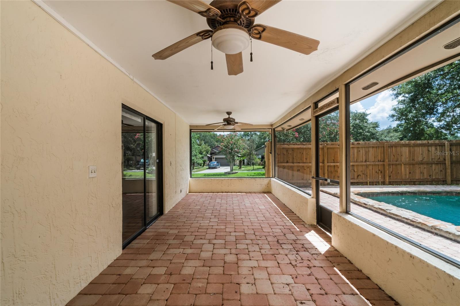 FAIRWAY OAKS UNIT 1 - Residential