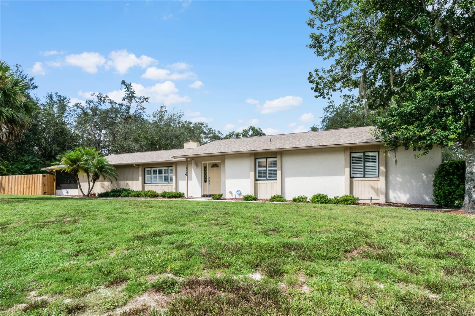 FAIRWAY OAKS UNIT 1 - Residential