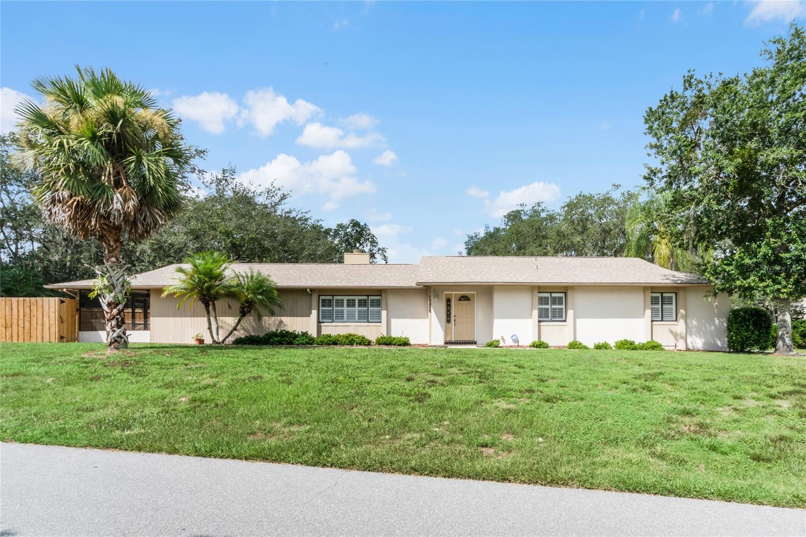 FAIRWAY OAKS UNIT 1 - Residential