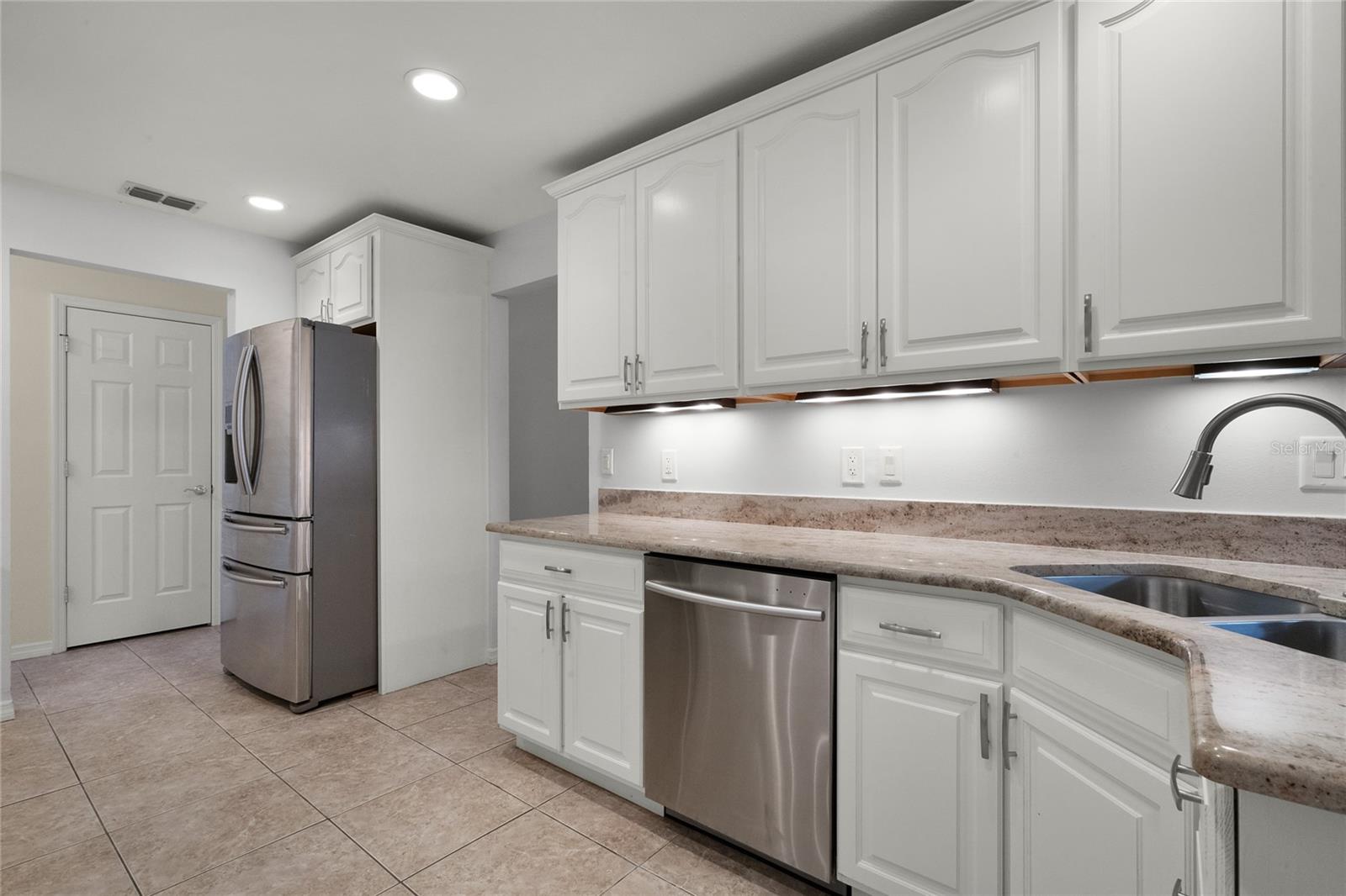 FAIRWAY OAKS UNIT 1 - Residential