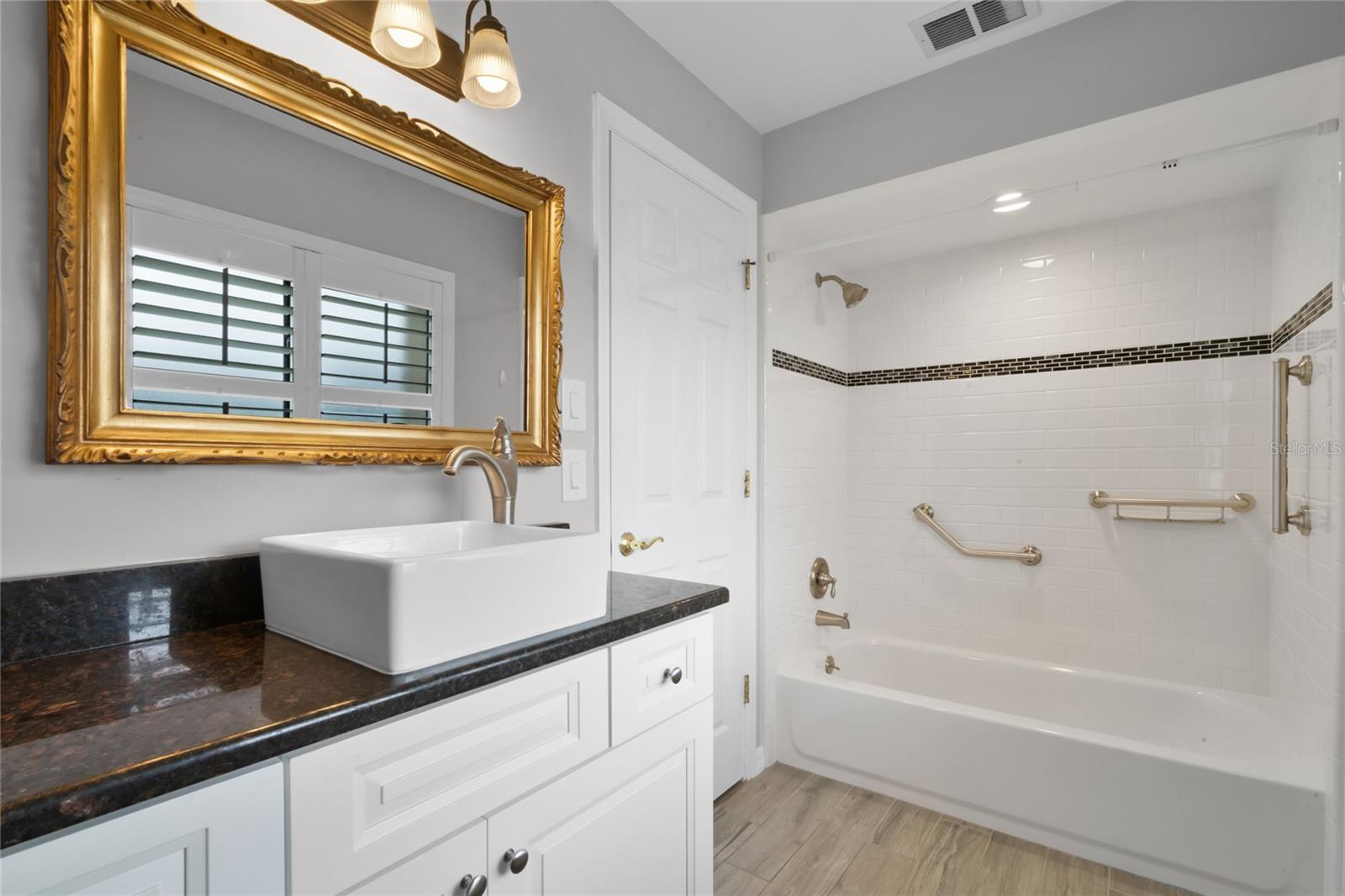 FAIRWAY OAKS UNIT 1 - Residential