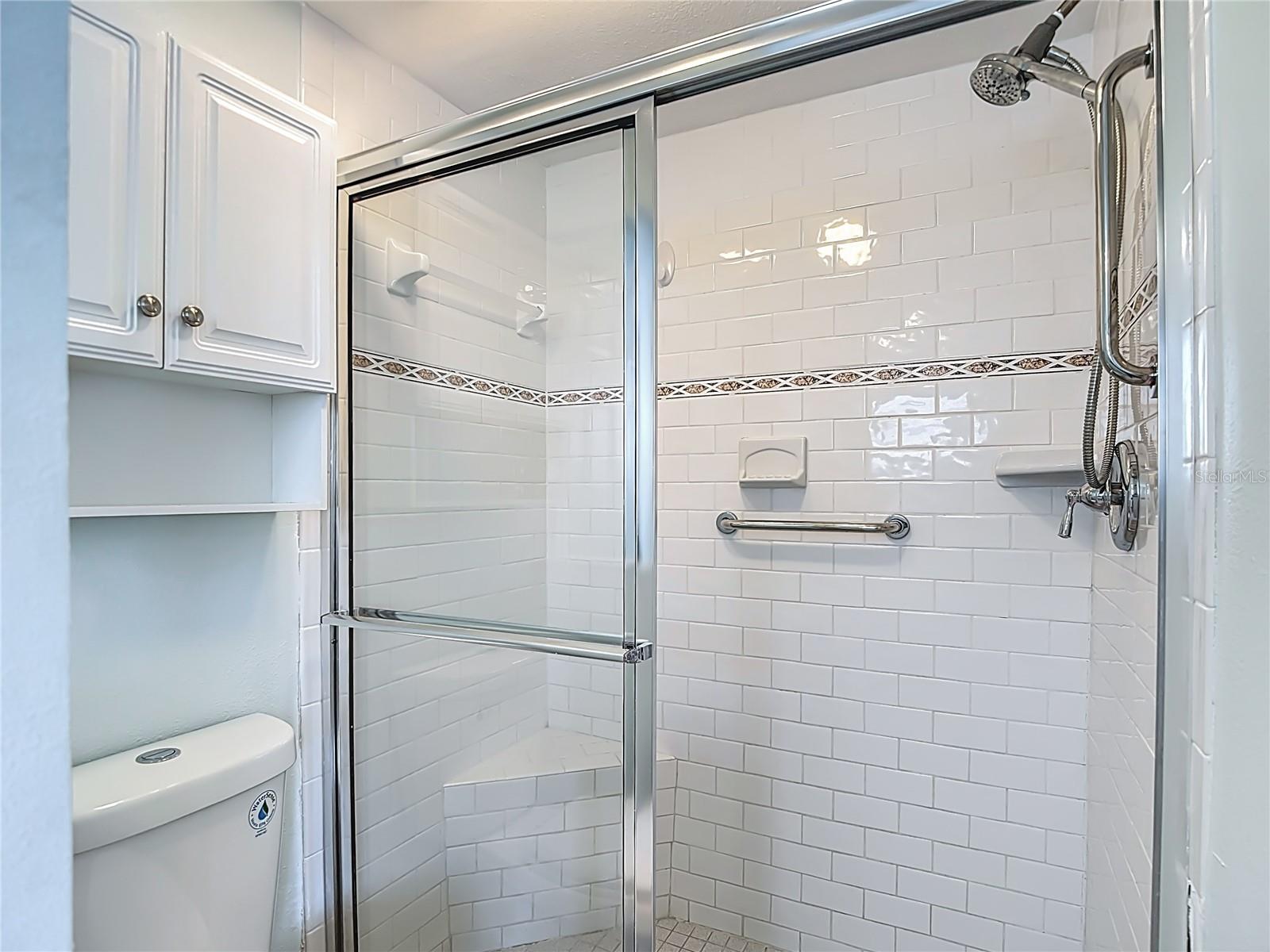 FLOR A MAR - Residential