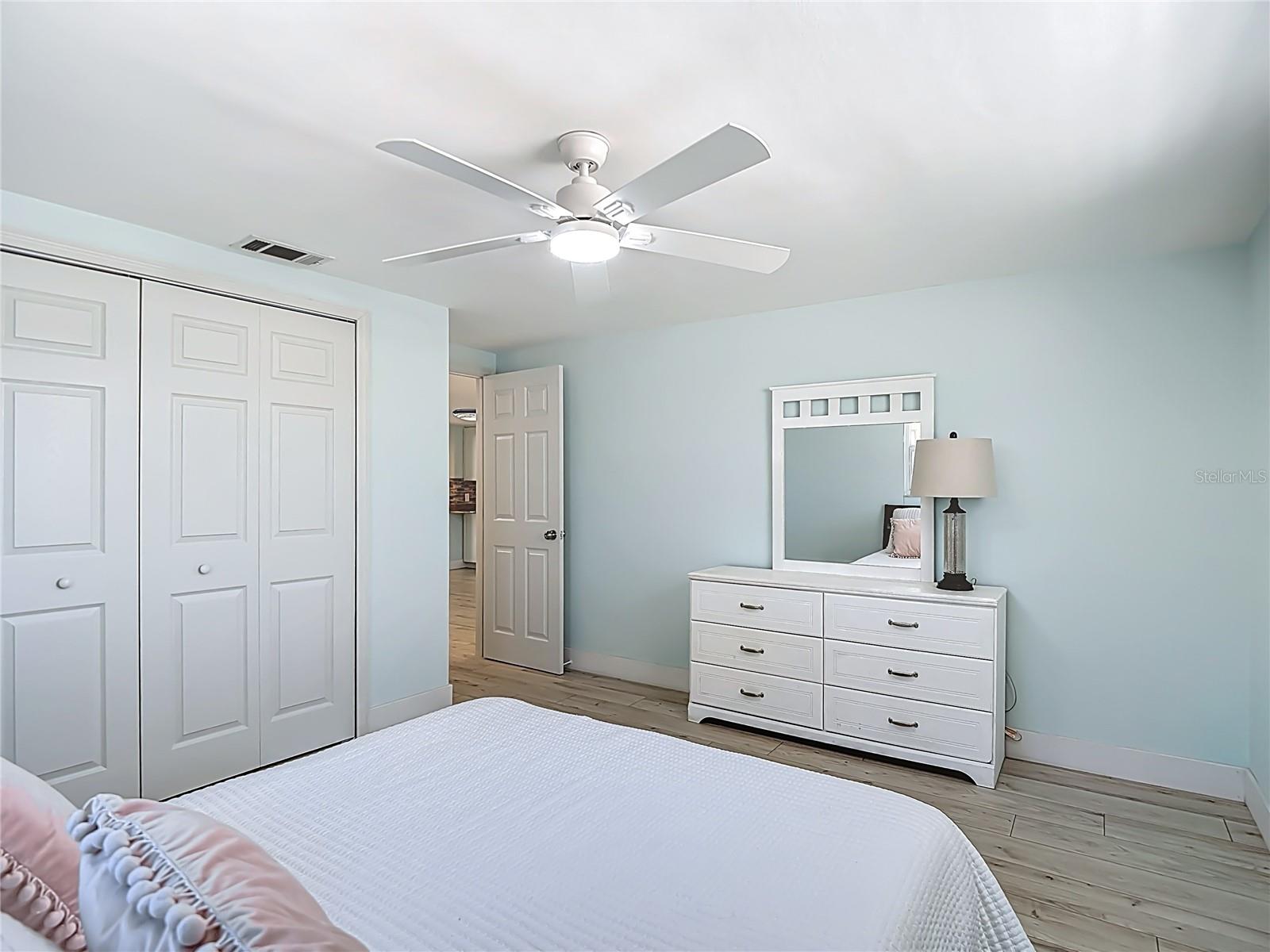 FLOR A MAR - Residential