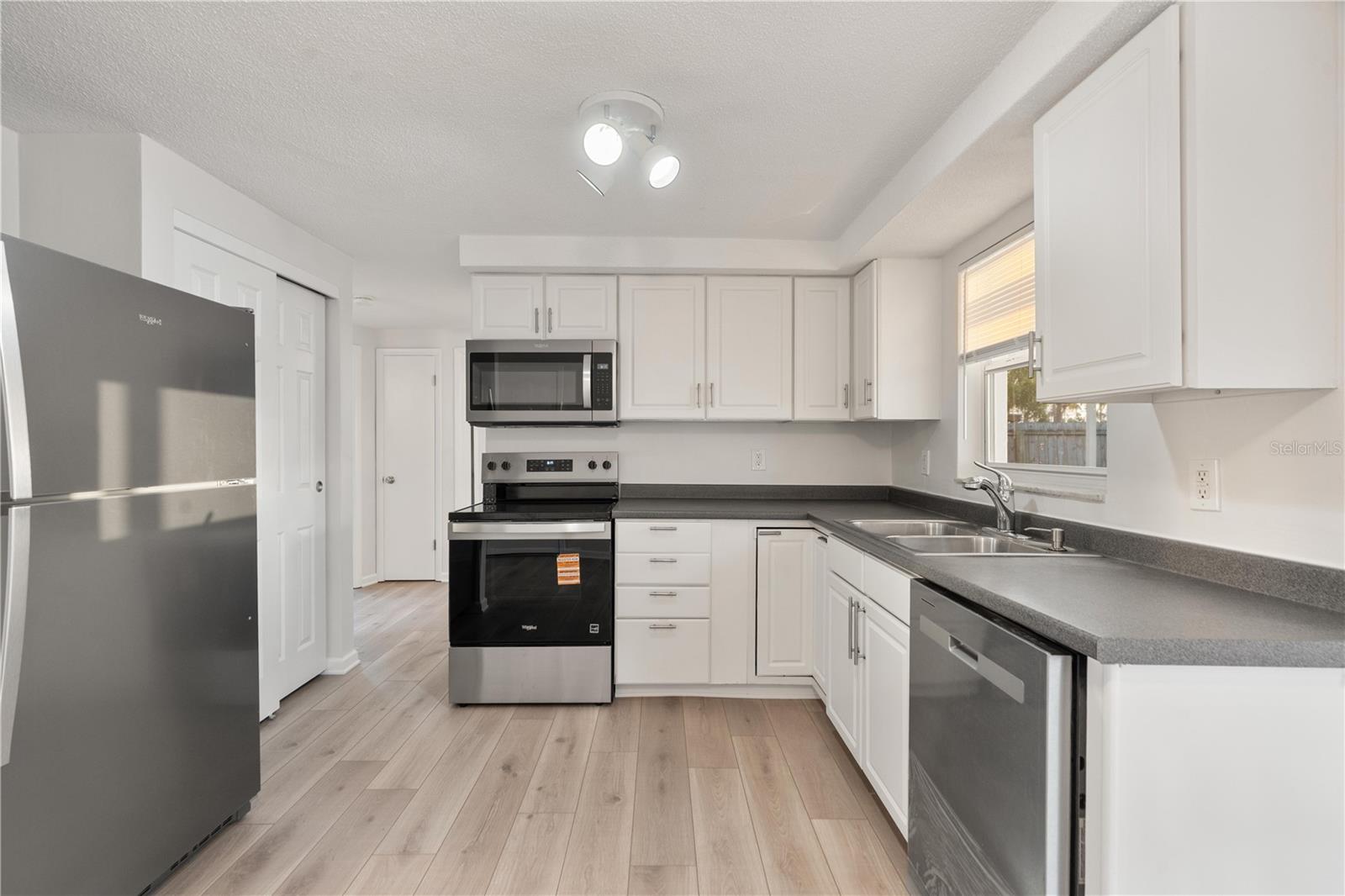 BROWN ACRES - Residential