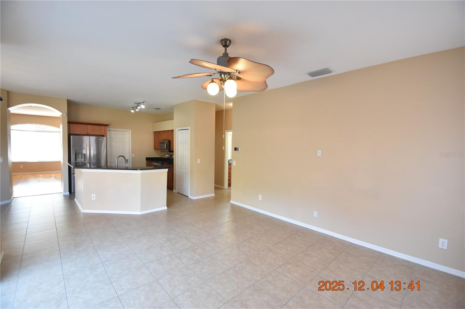 SUMMERFIELD VILLAGE 1 TR 7 - Residential Lease