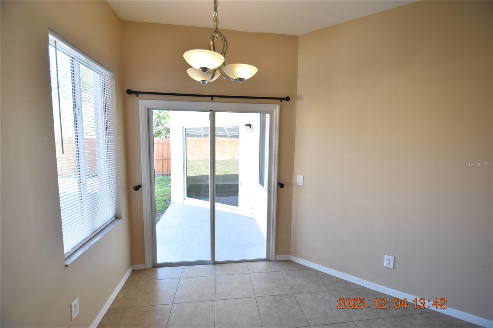 SUMMERFIELD VILLAGE 1 TR 7 - Residential Lease