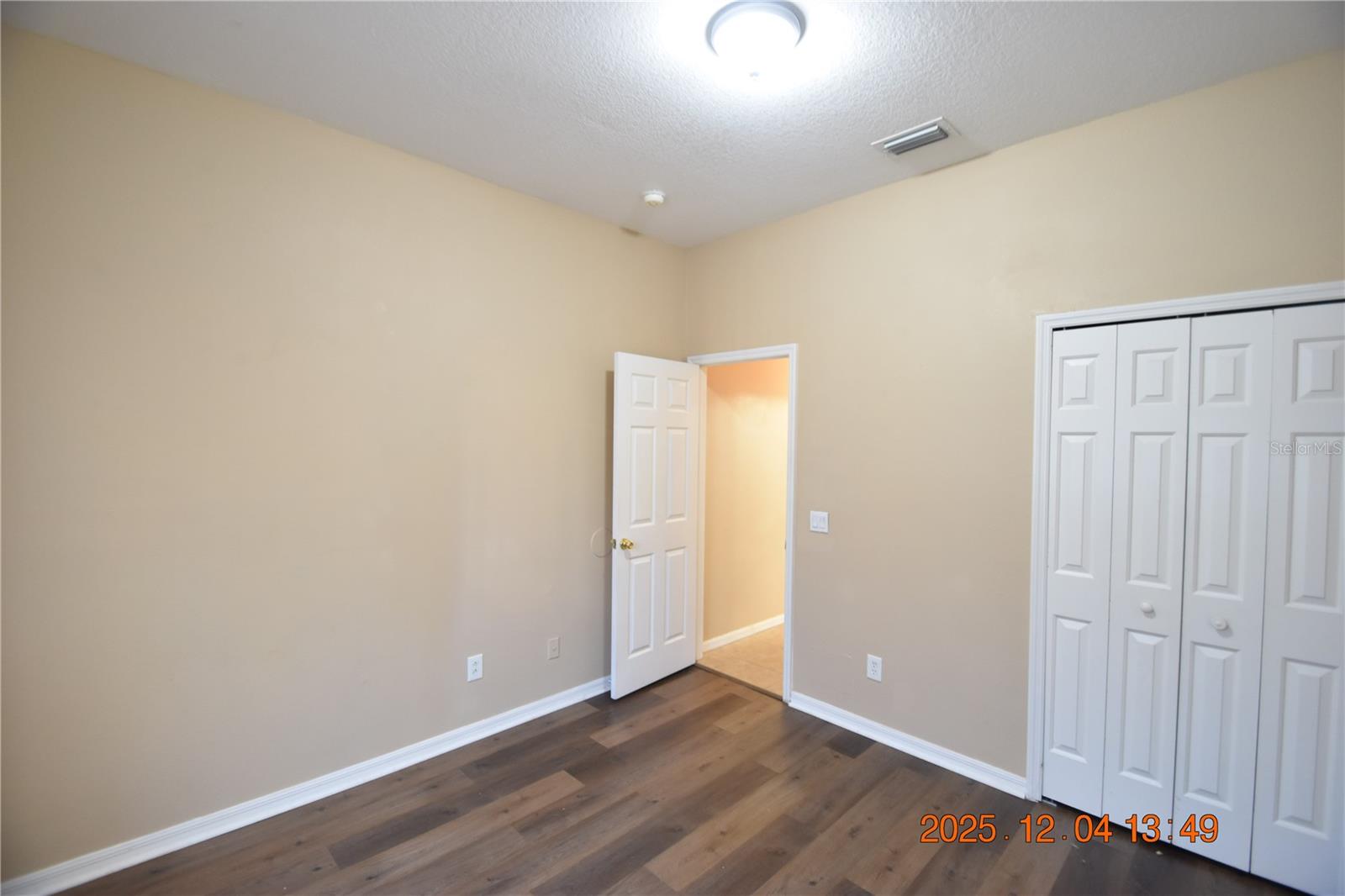 SUMMERFIELD VILLAGE 1 TR 7 - Residential Lease