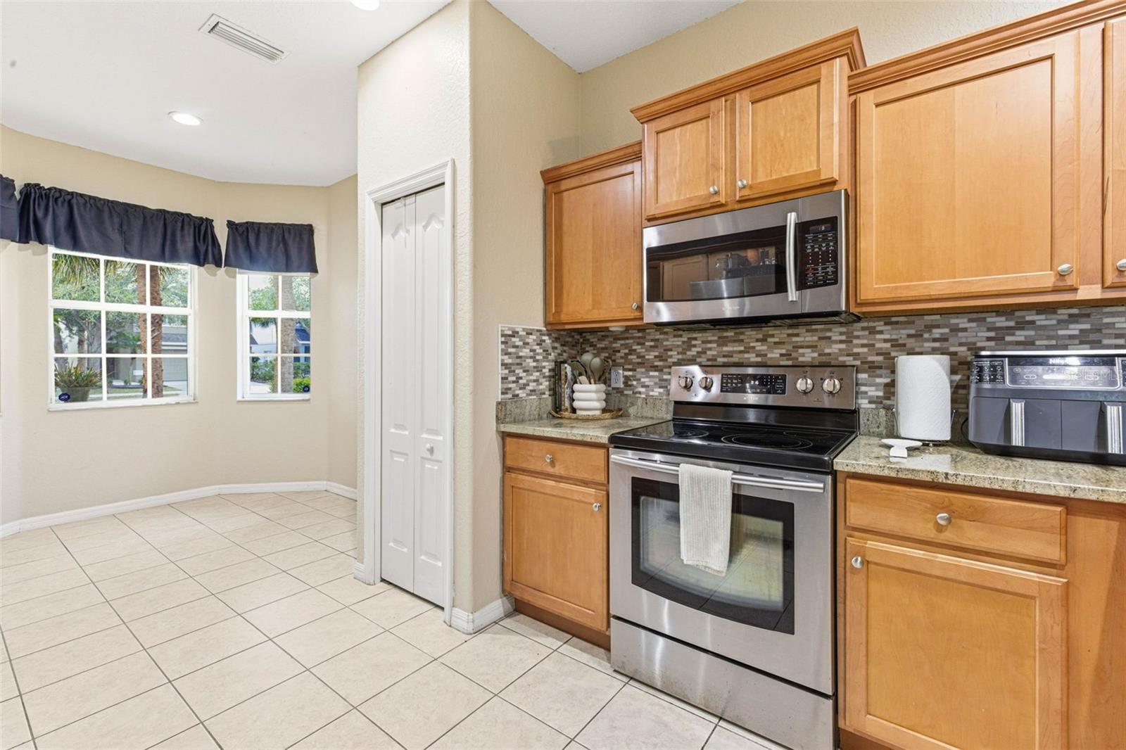 LIGHTHOUSE COVE AT HERITAGE HARBOUR UN 1 - Residential