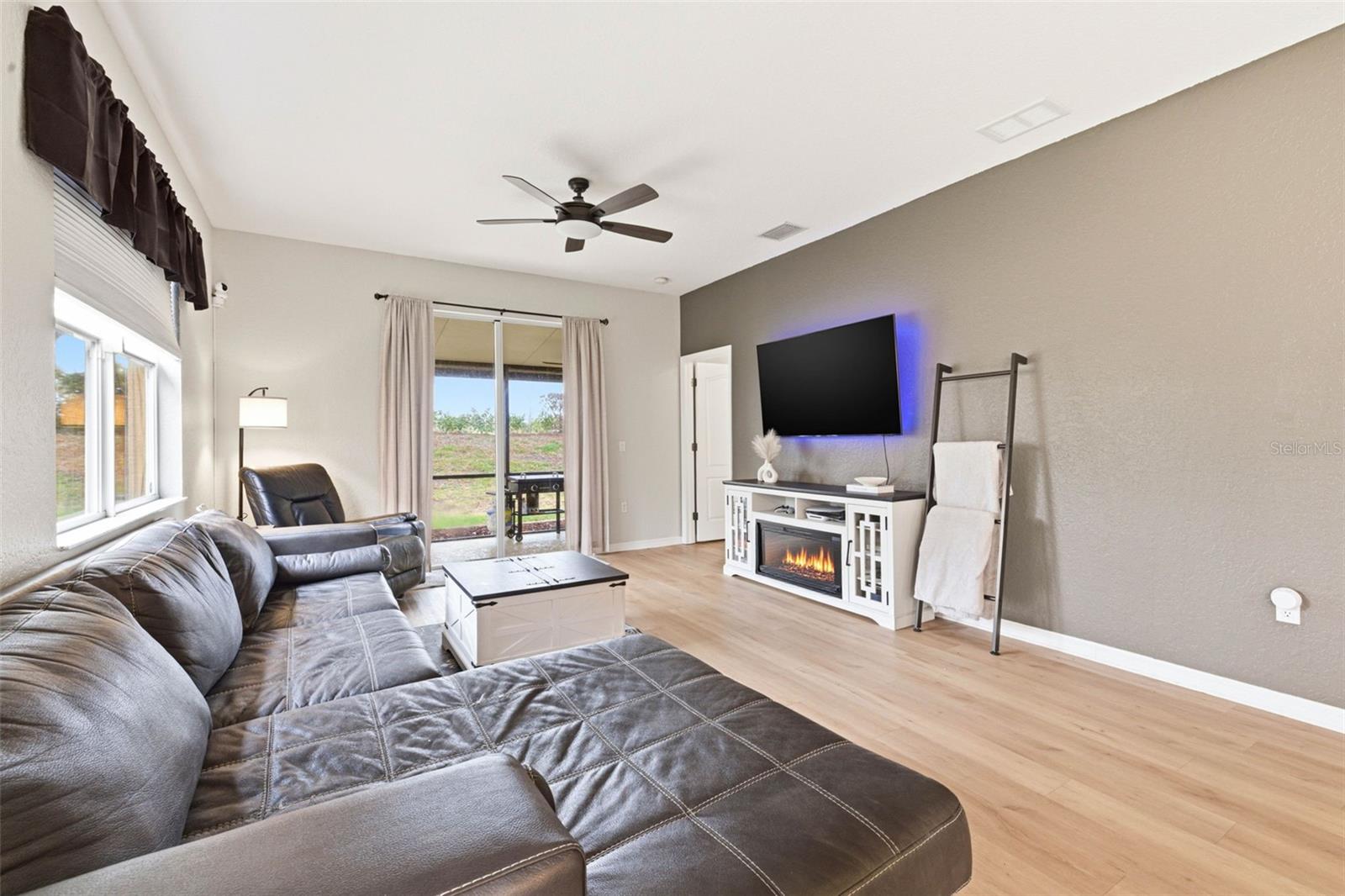 LIGHTHOUSE COVE AT HERITAGE HARBOUR UN 1 - Residential