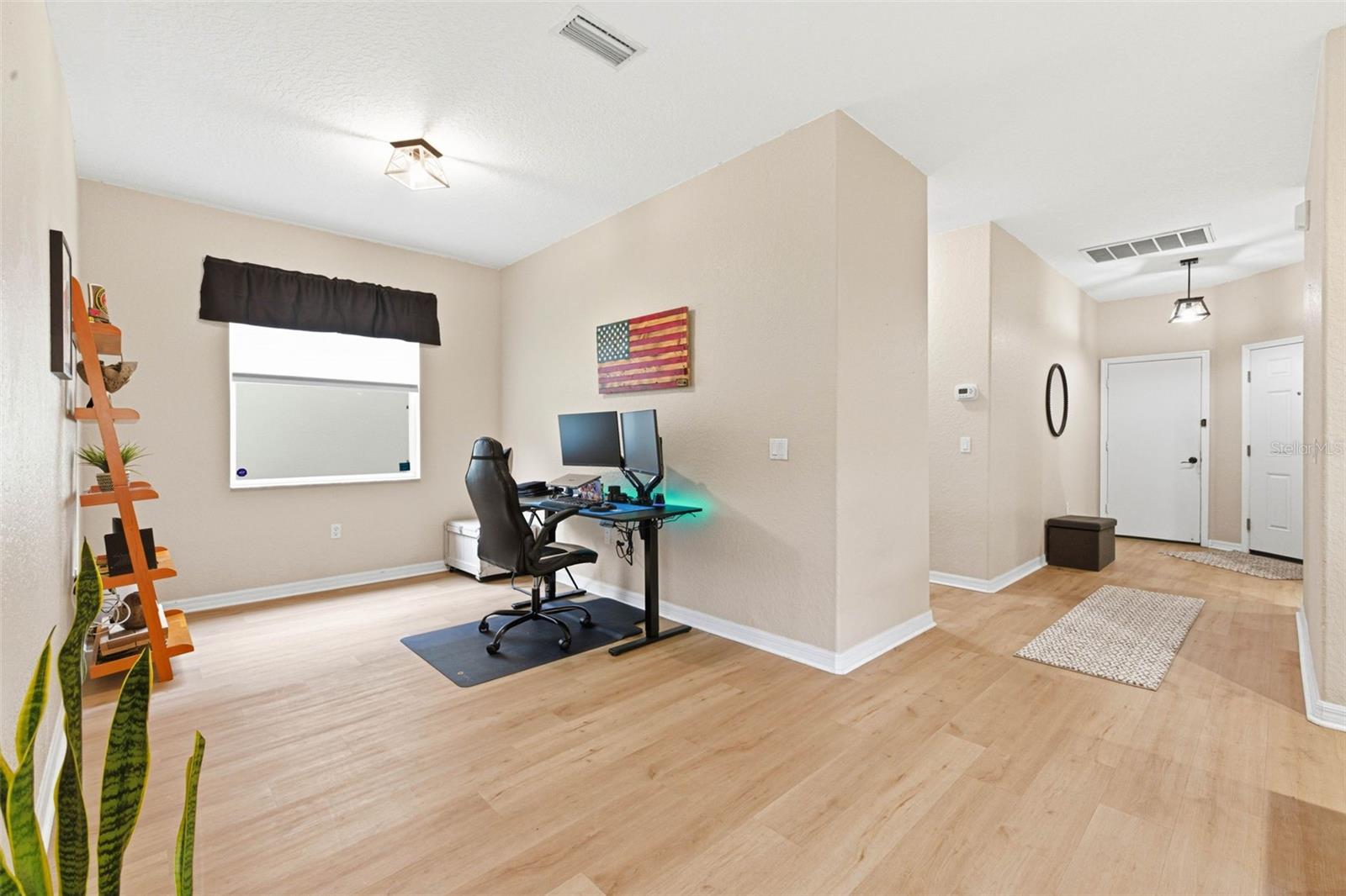 LIGHTHOUSE COVE AT HERITAGE HARBOUR UN 1 - Residential