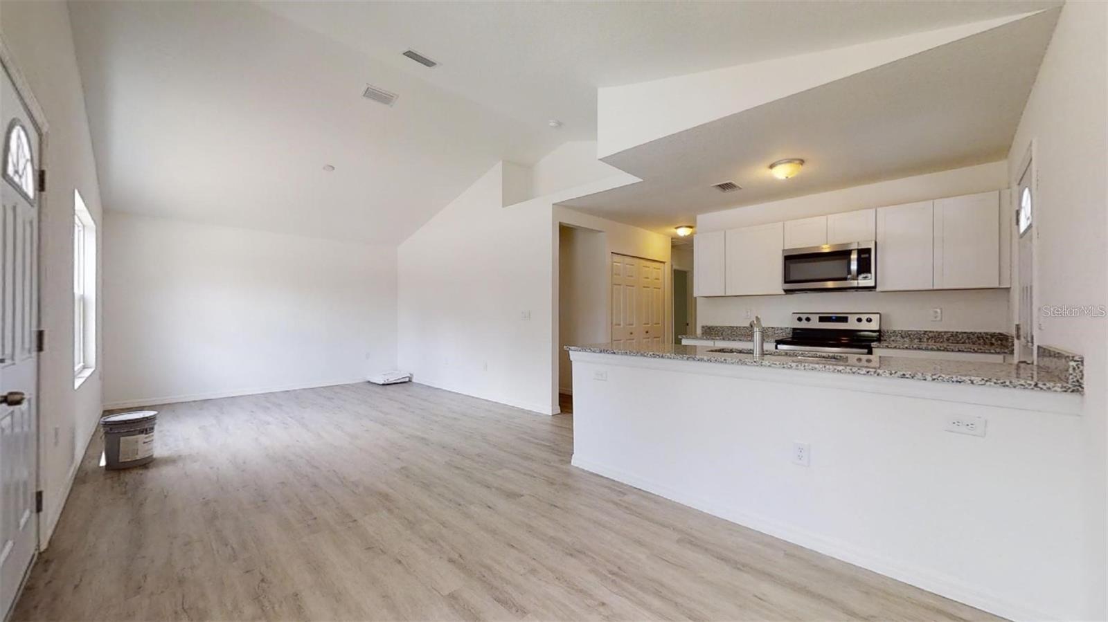 RAINBOW PARK - Residential