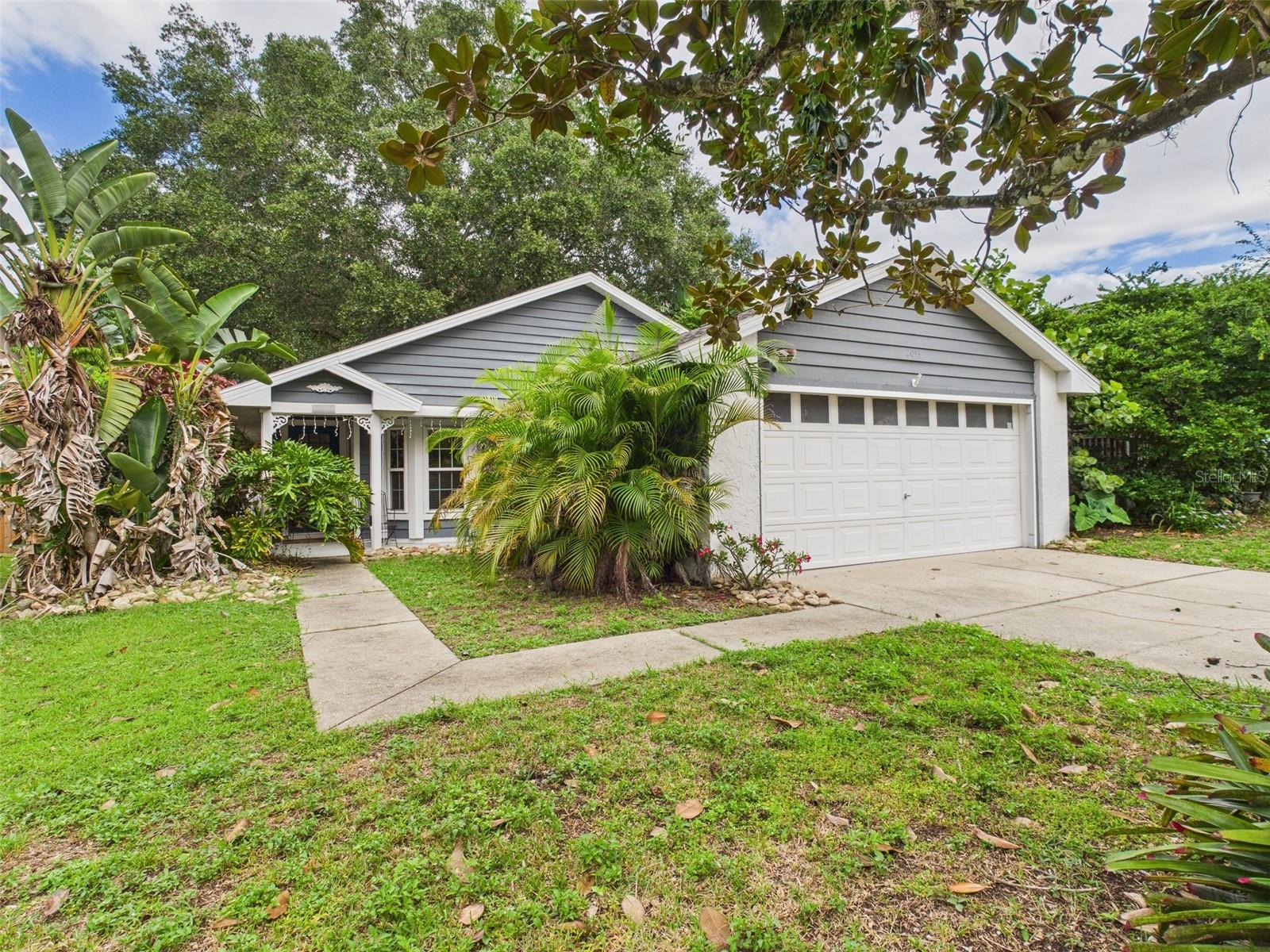 2013 DONNELLY PLACE