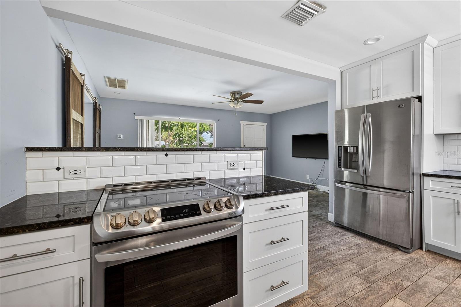 SNELL SHORES - Residential