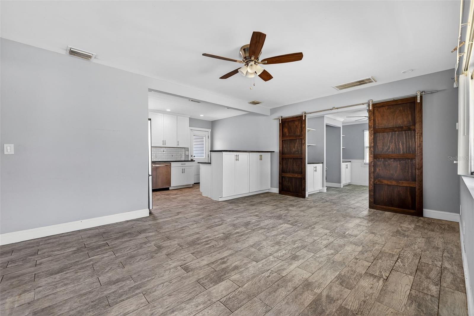 SNELL SHORES - Residential