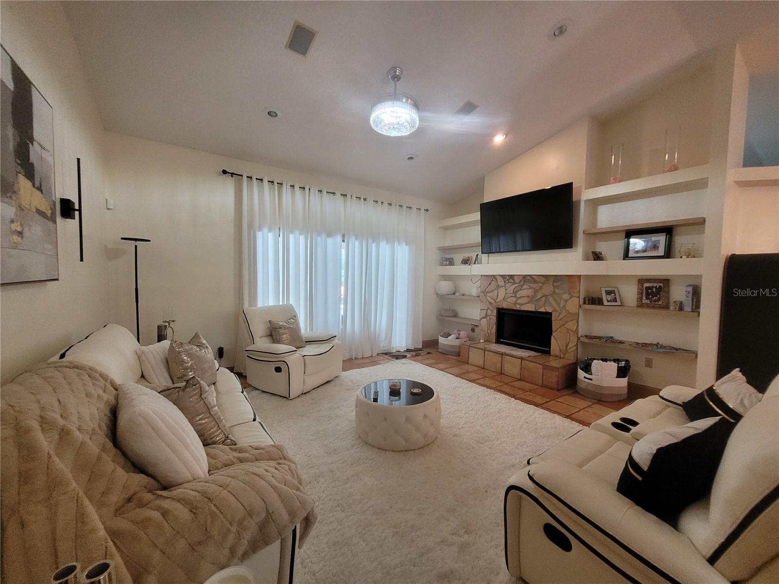 LONGLEAF PLANTATION UNIT 03 - Residential