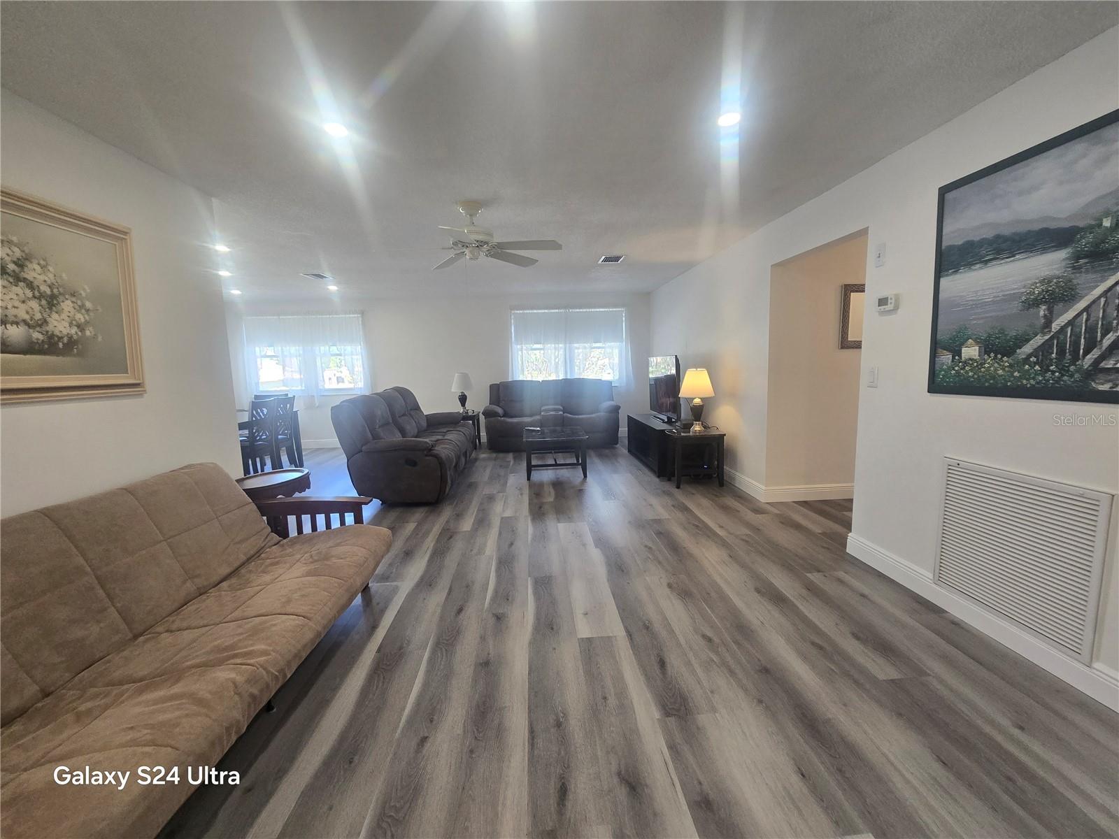 FIVE TOWNS OF ST PETE - Residential