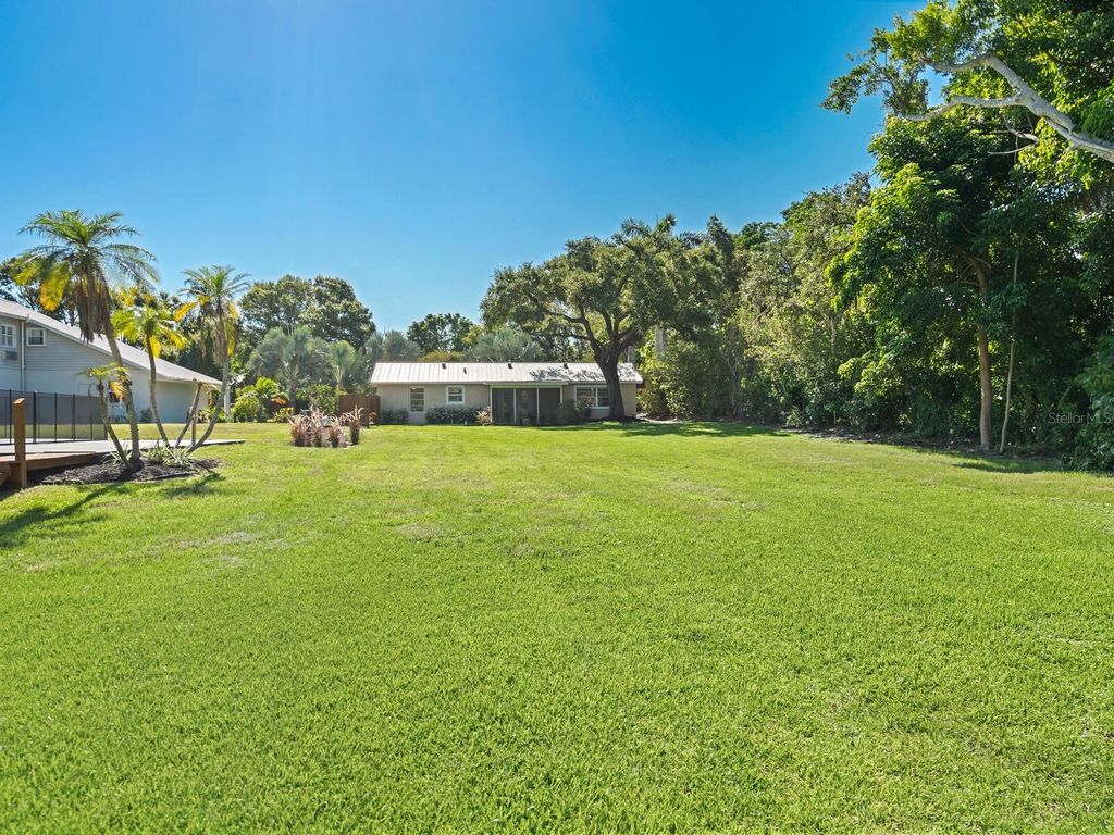Photo of 2506 Wilkinson Road, Sarasota, FL 34231 (MLS # A4658788)