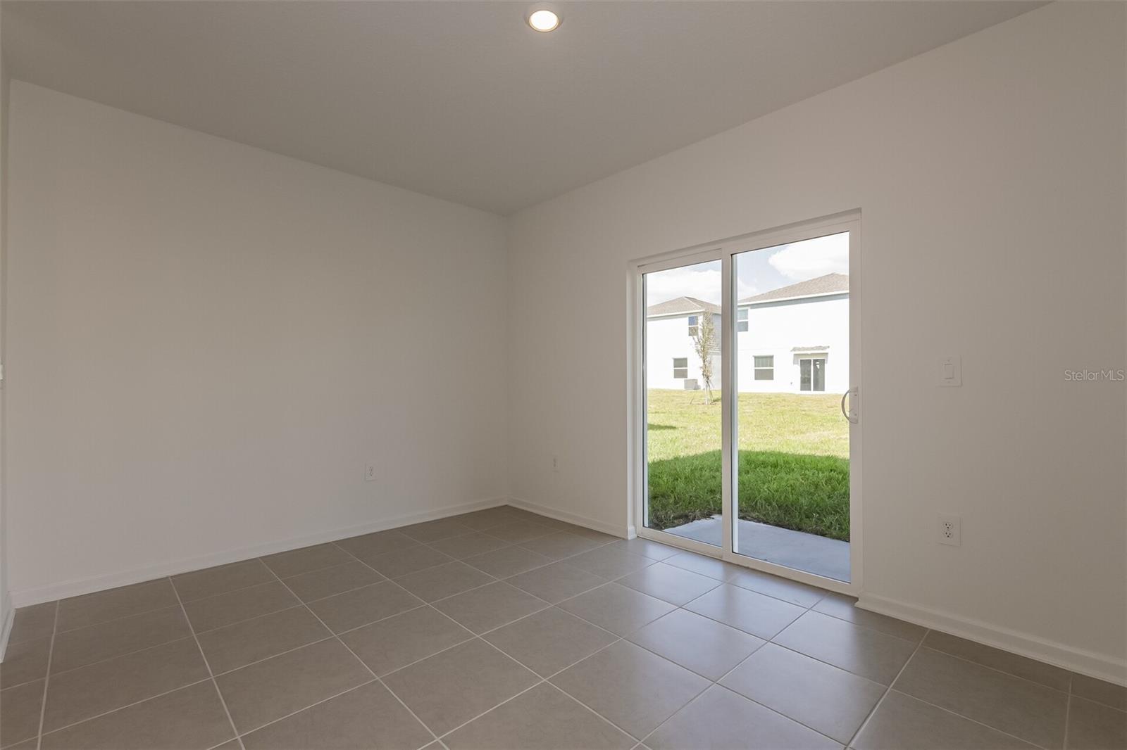 HUNT CLUB/LK WALES PH 1 - Residential Lease