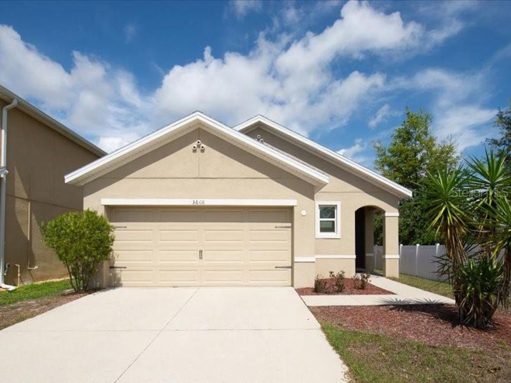 Photo of 3608 Diamond Leaf Court, Valrico, FL 33594 (MLS # TB8483528)