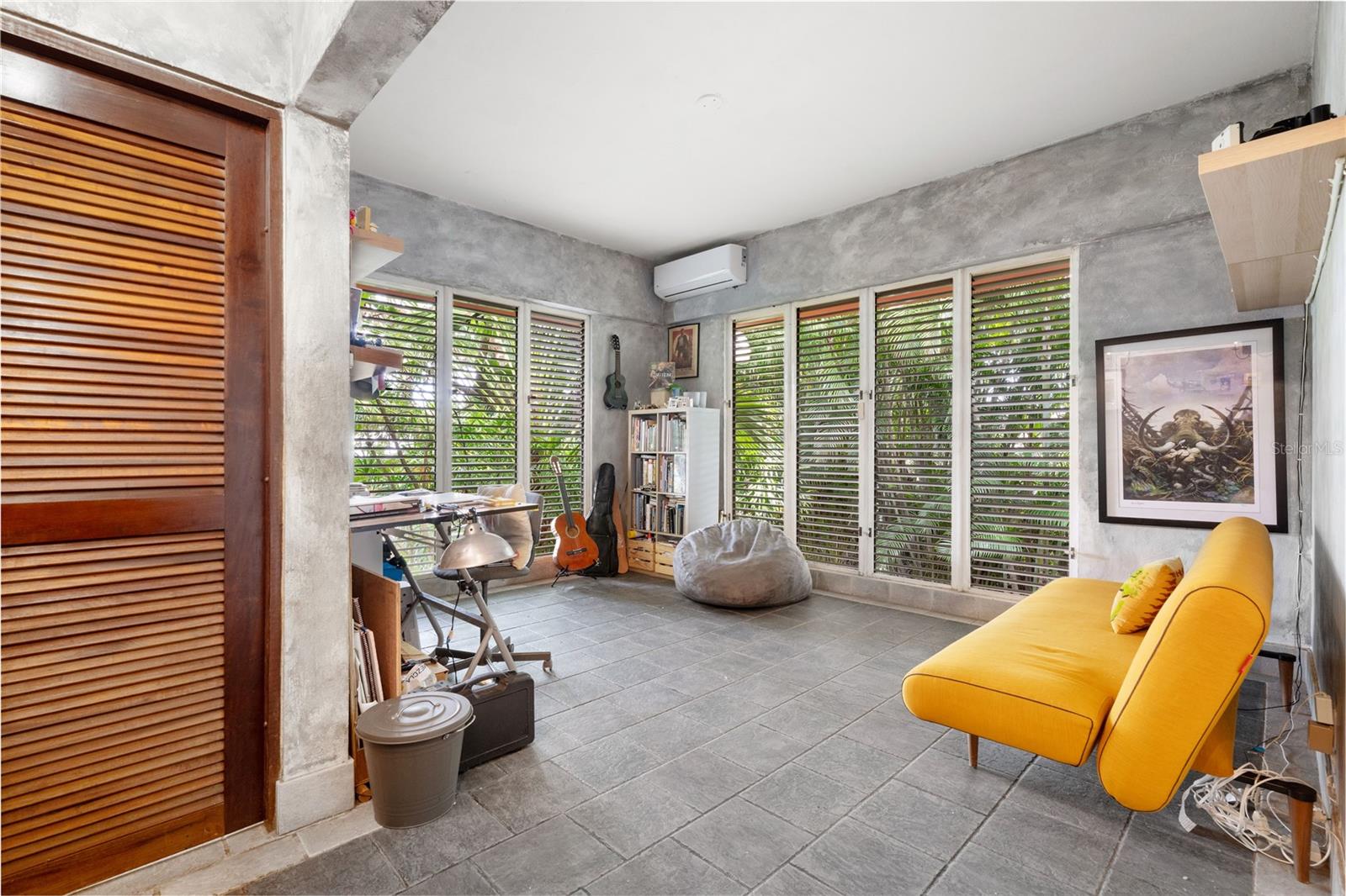 VILLA CAPARRA NORTE - Residential