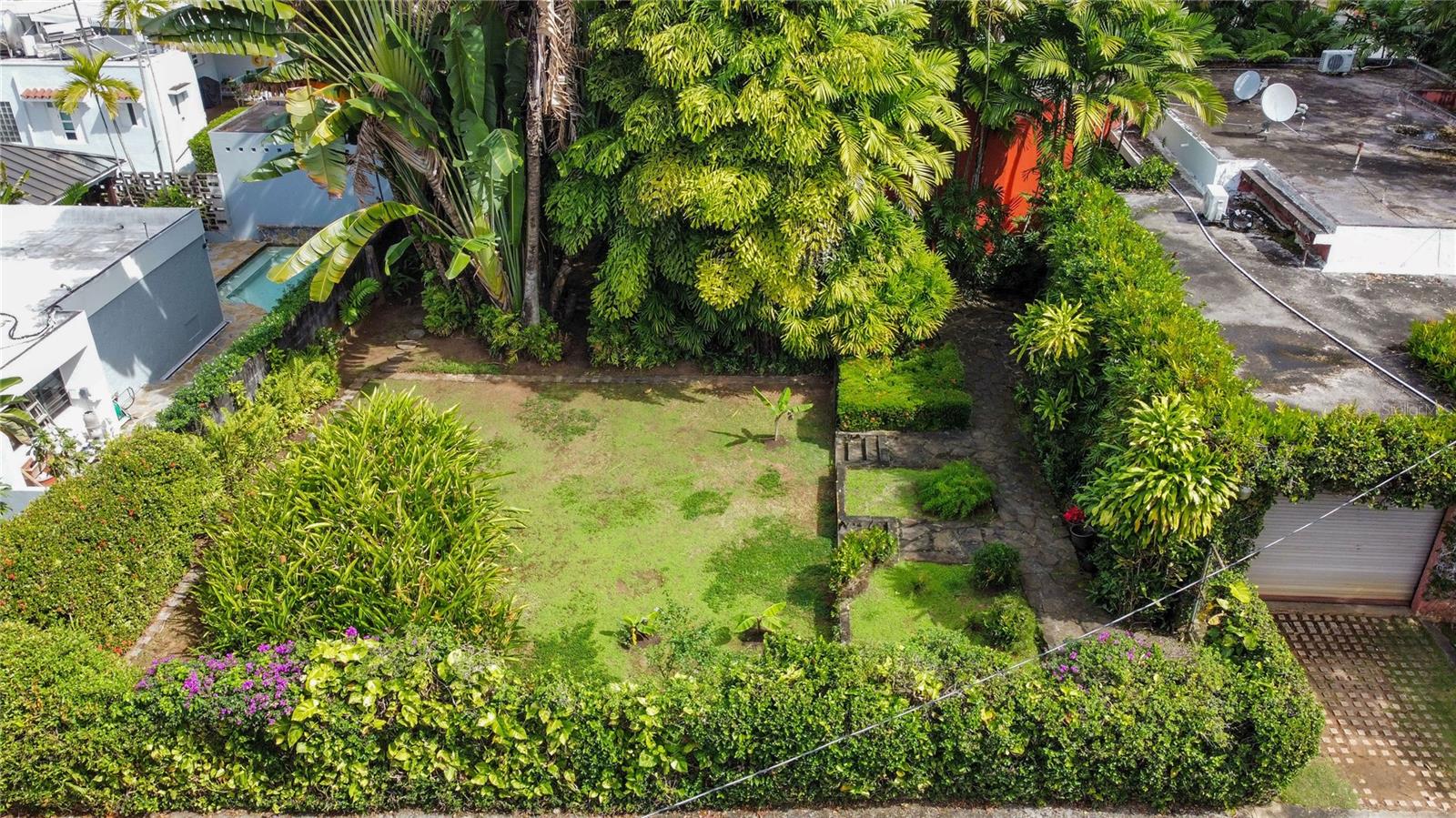 VILLA CAPARRA NORTE - Residential