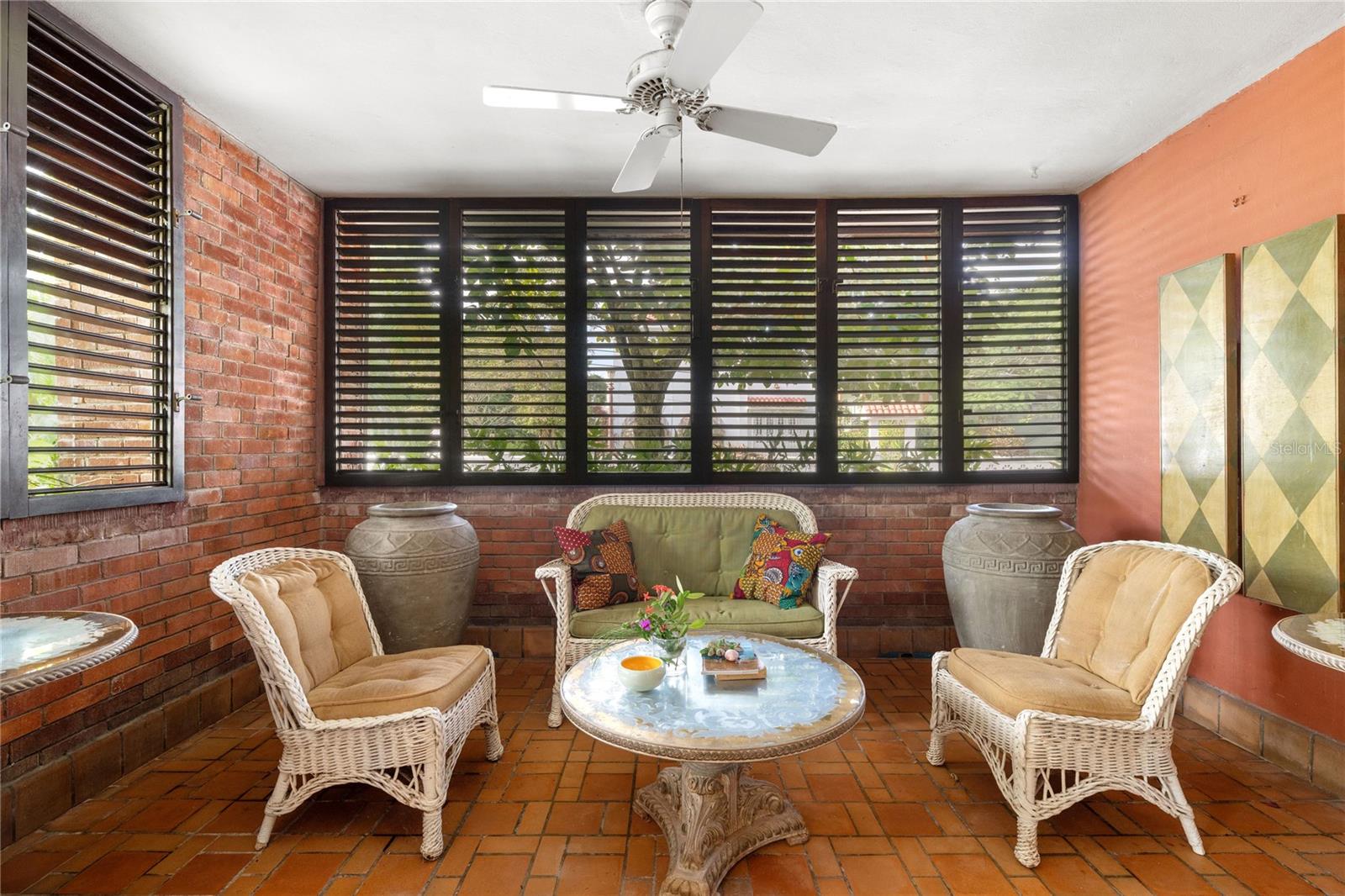 VILLA CAPARRA NORTE - Residential