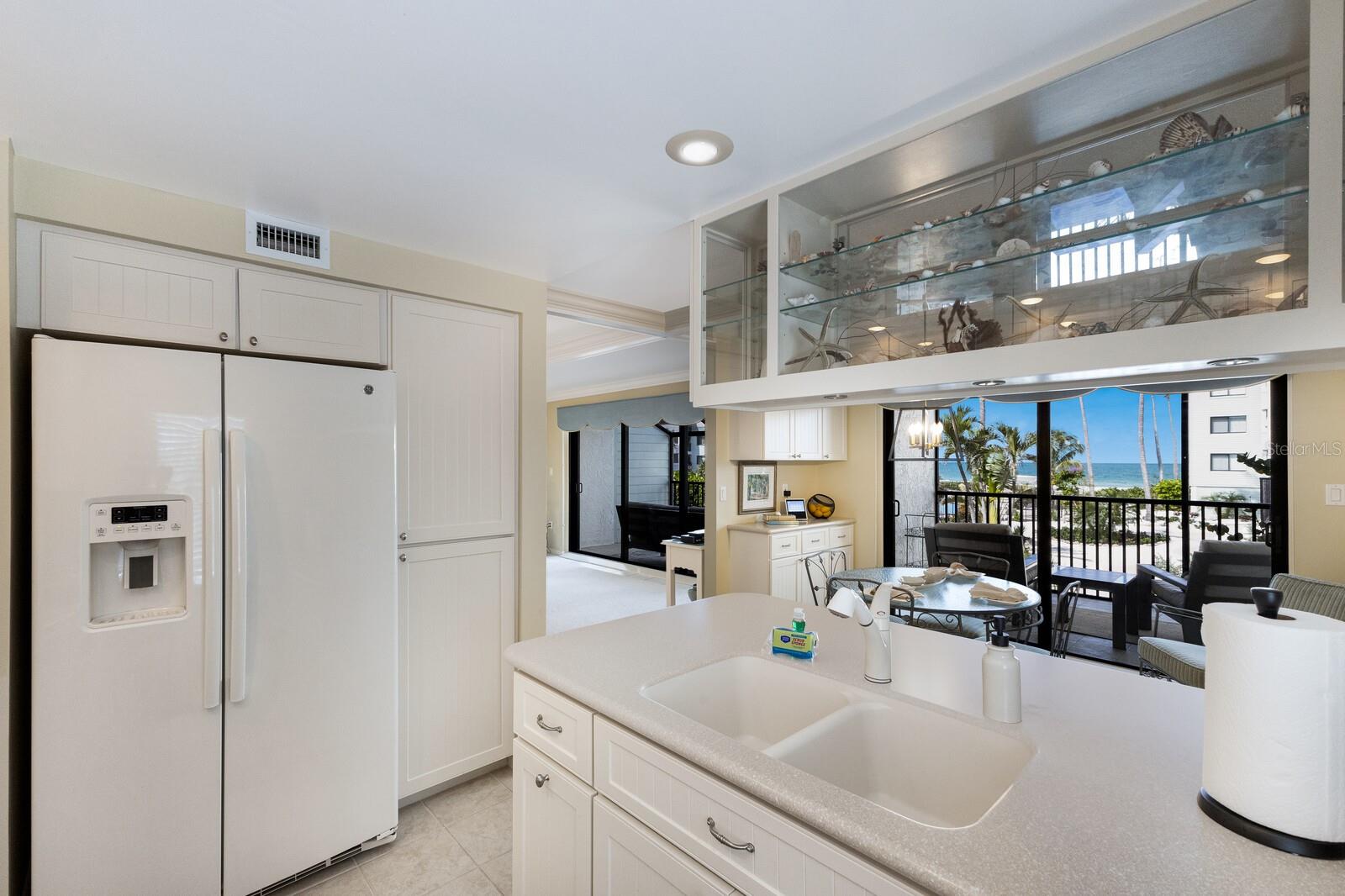 SEA OATS BLDG B - Residential