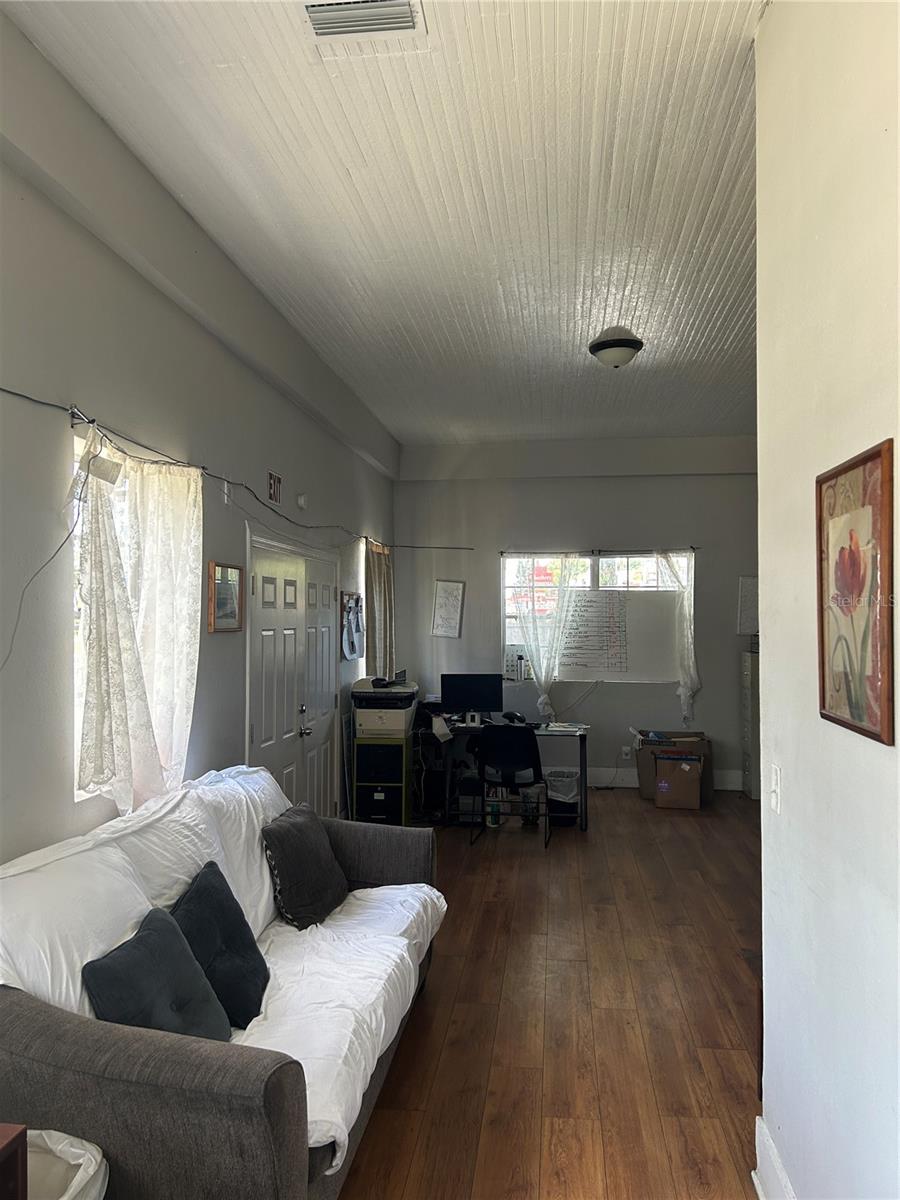 ROBLES SUB 2 - Residential