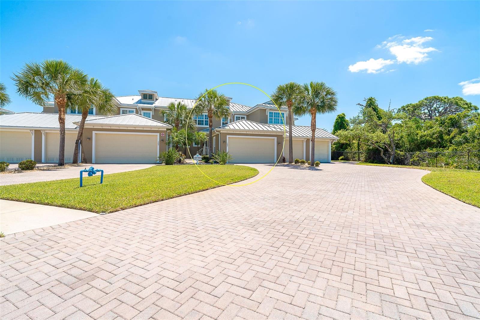 10700 LEMON CREEK LOOP 103