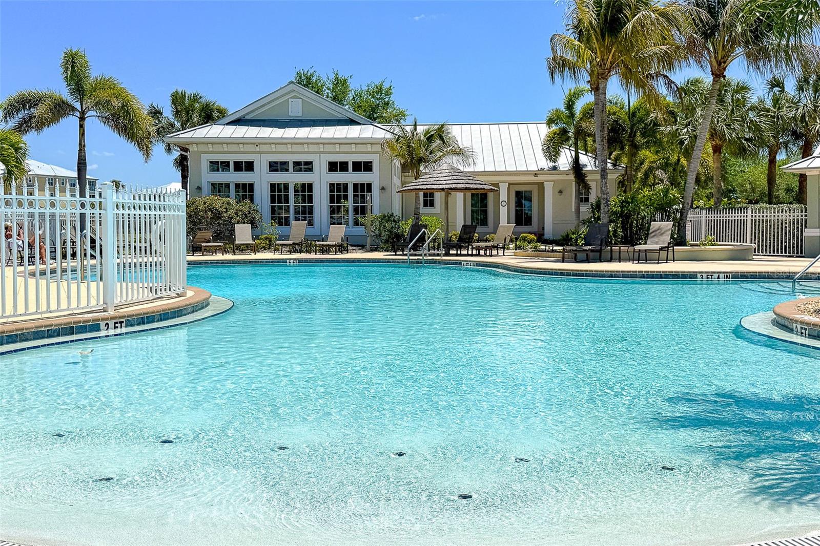 HAMMOCKS-VILLAS PH 12 - Residential