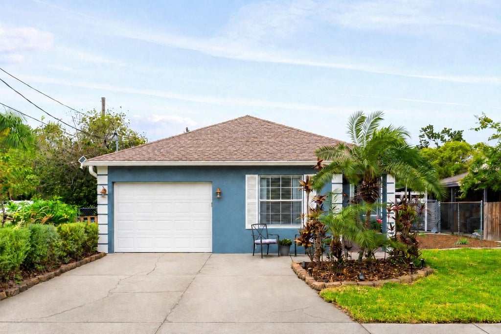 Photo of 3411 W North B Street, Tampa, FL 33609 (MLS # TB8527660)