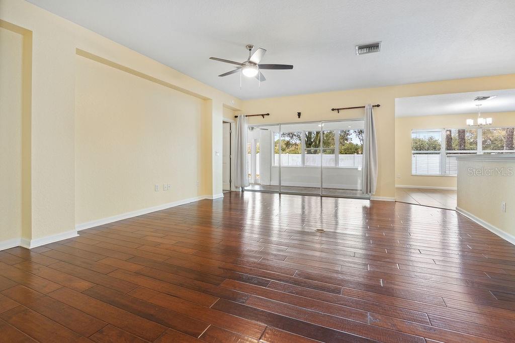 SADDLE CREEK PH 02 - Residential Lease