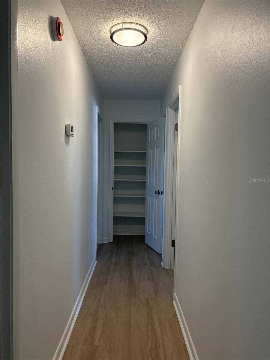 HI-LAND COURT - Residential