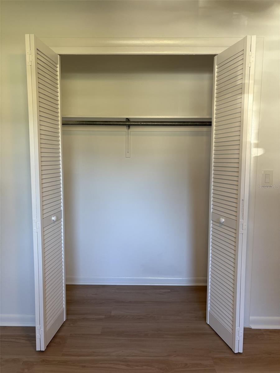 HI-LAND COURT - Residential