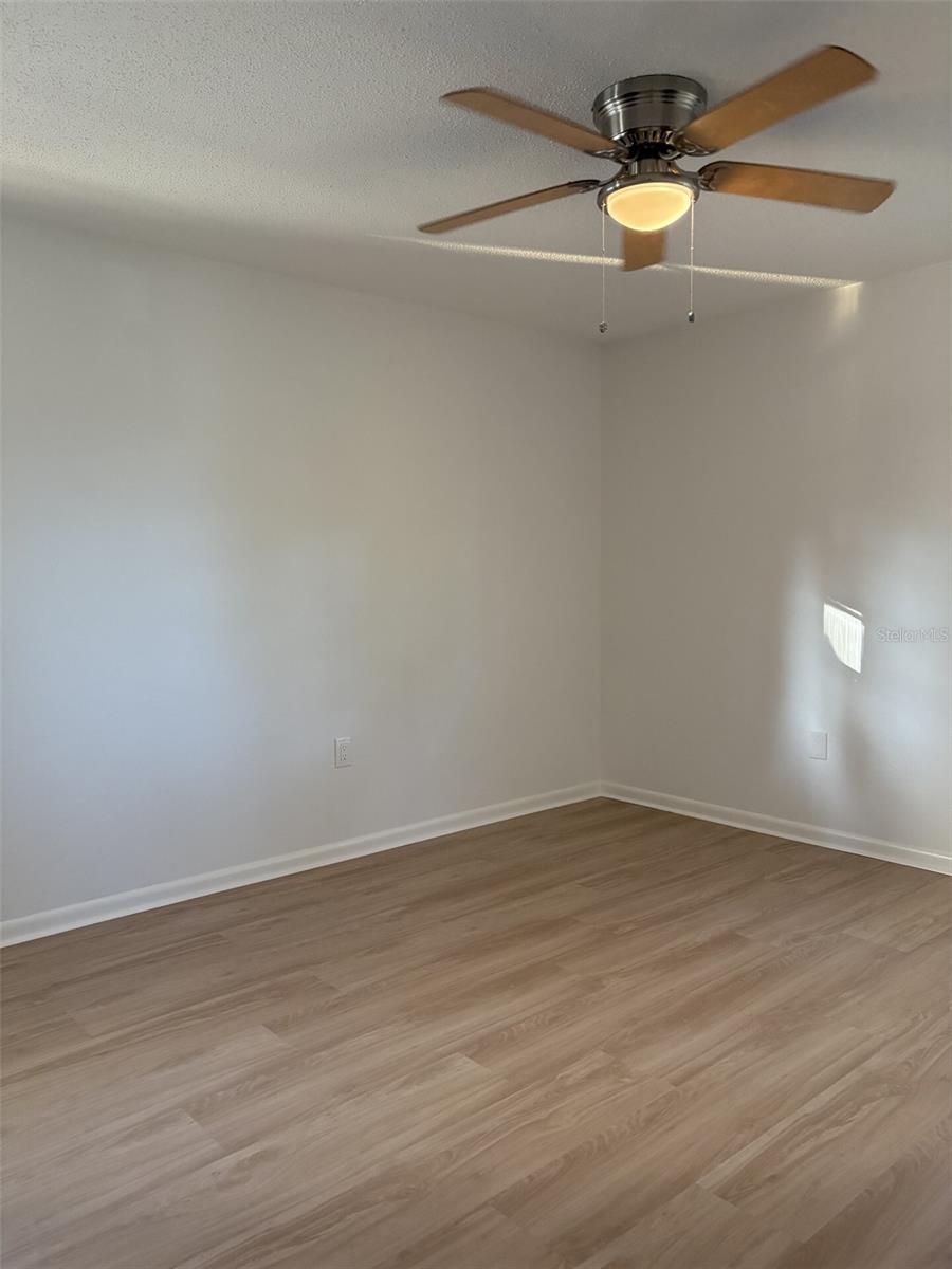 HI-LAND COURT - Residential