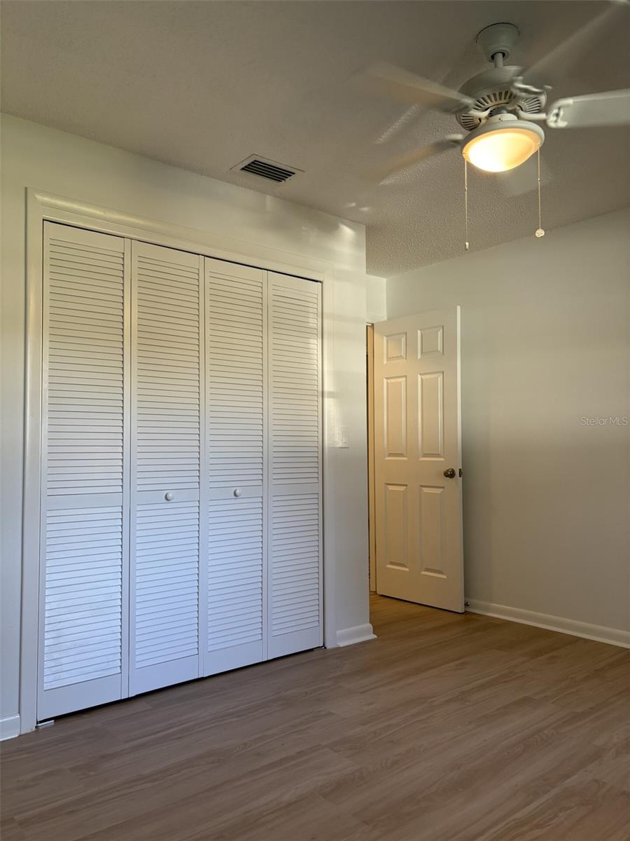 HI-LAND COURT - Residential